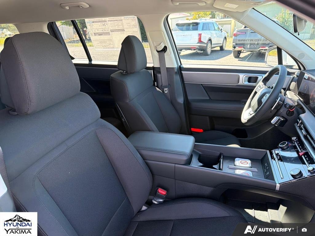 New 2026 Serenity White Hyundai SE image 22