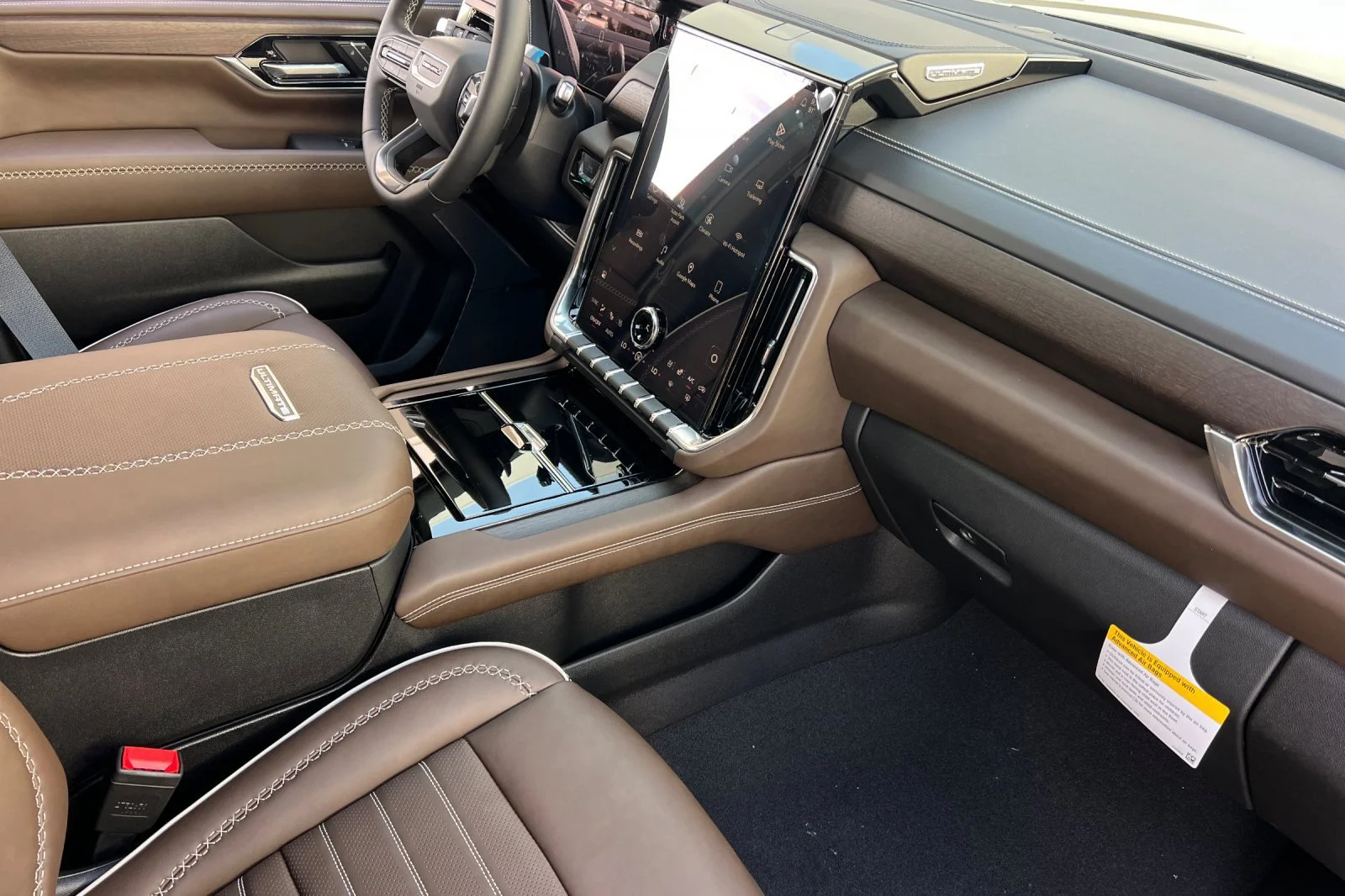 2026 GMC Yukon XL Denali Ultimate - Photo 17