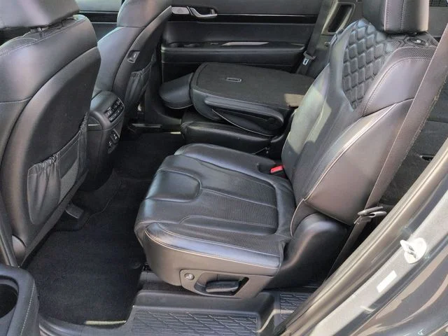 Used 2021 Green Hyundai Limited image 30