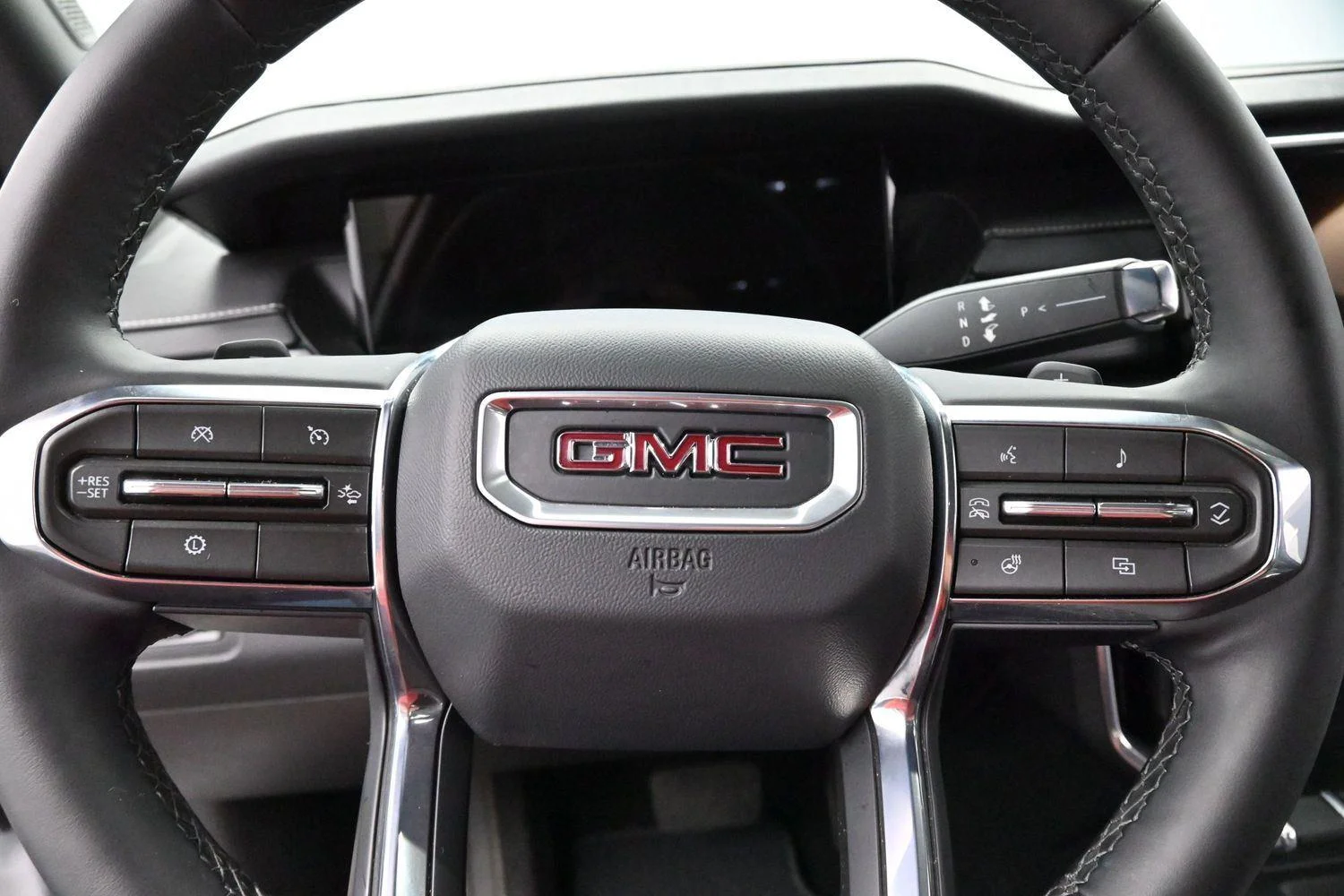 Used 2026 Summit White GMC Elevation image 19