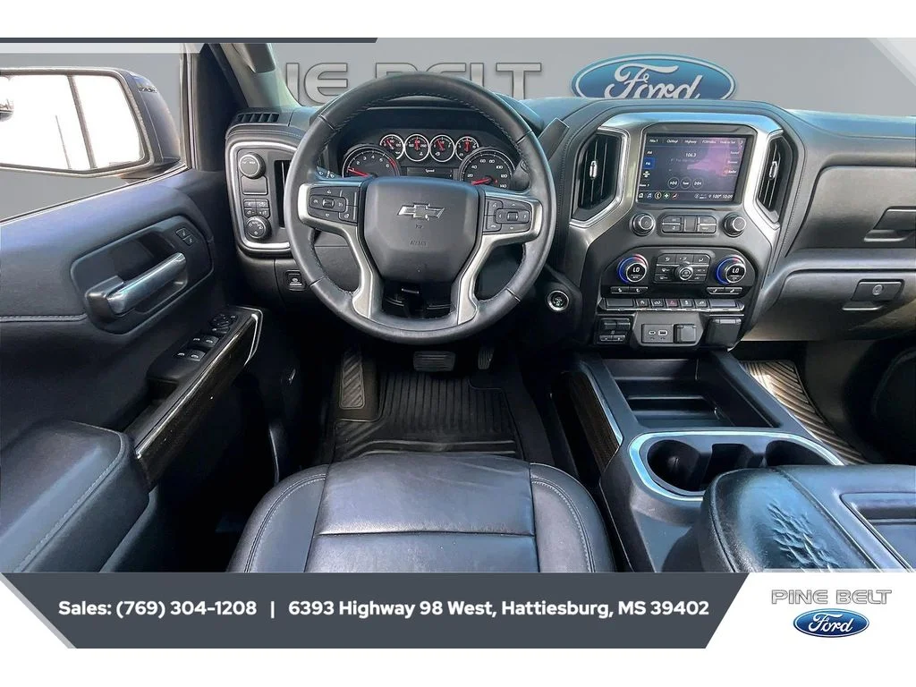 Used 2021 BLACK Chevrolet RST image 5