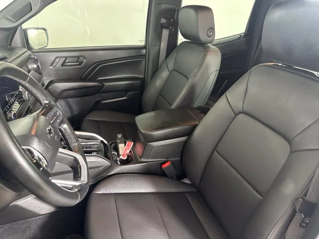 Used 2025 White Chevrolet Trail Boss image 20
