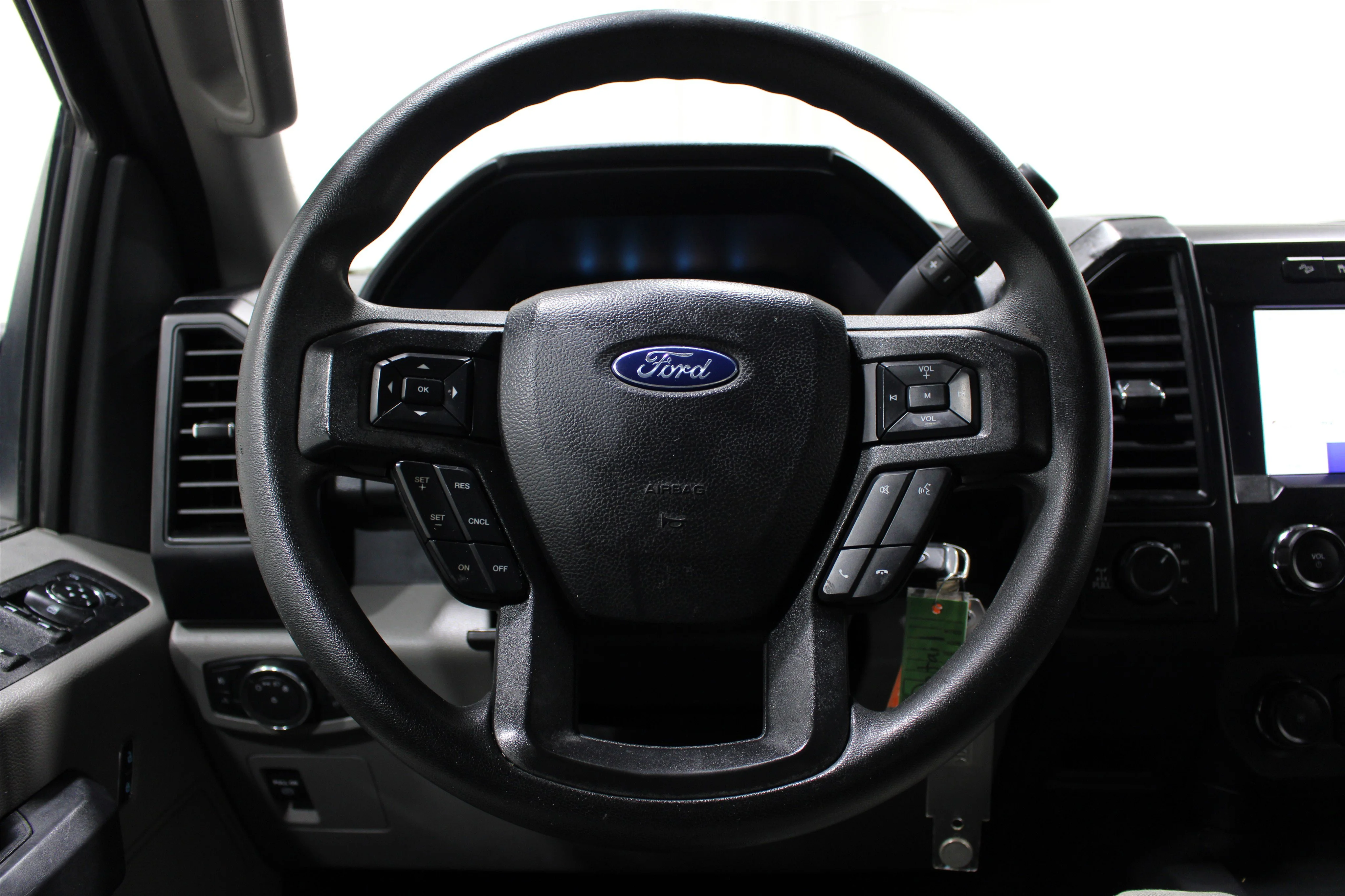 2019 Ford F-150 XL - Photo 10