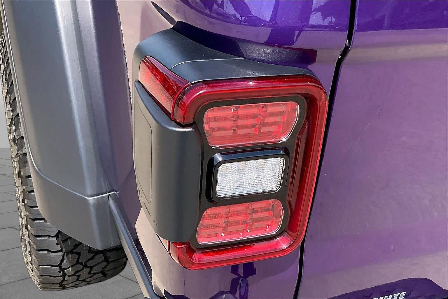 New 2026 Reign Exterior Paint Jeep Mojave image 14