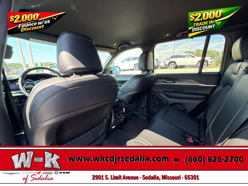 New 2027 Gray Jeep Altitude image 22