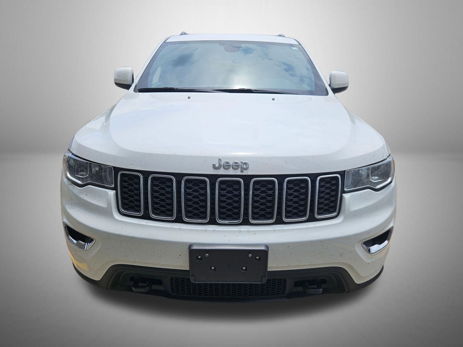Used 2020 White Jeep  image 2