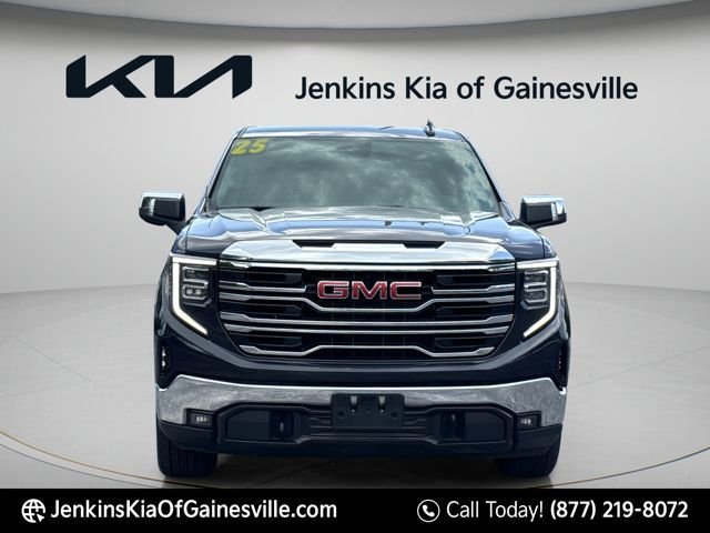 Used 2025 Silver GMC SLT image 10