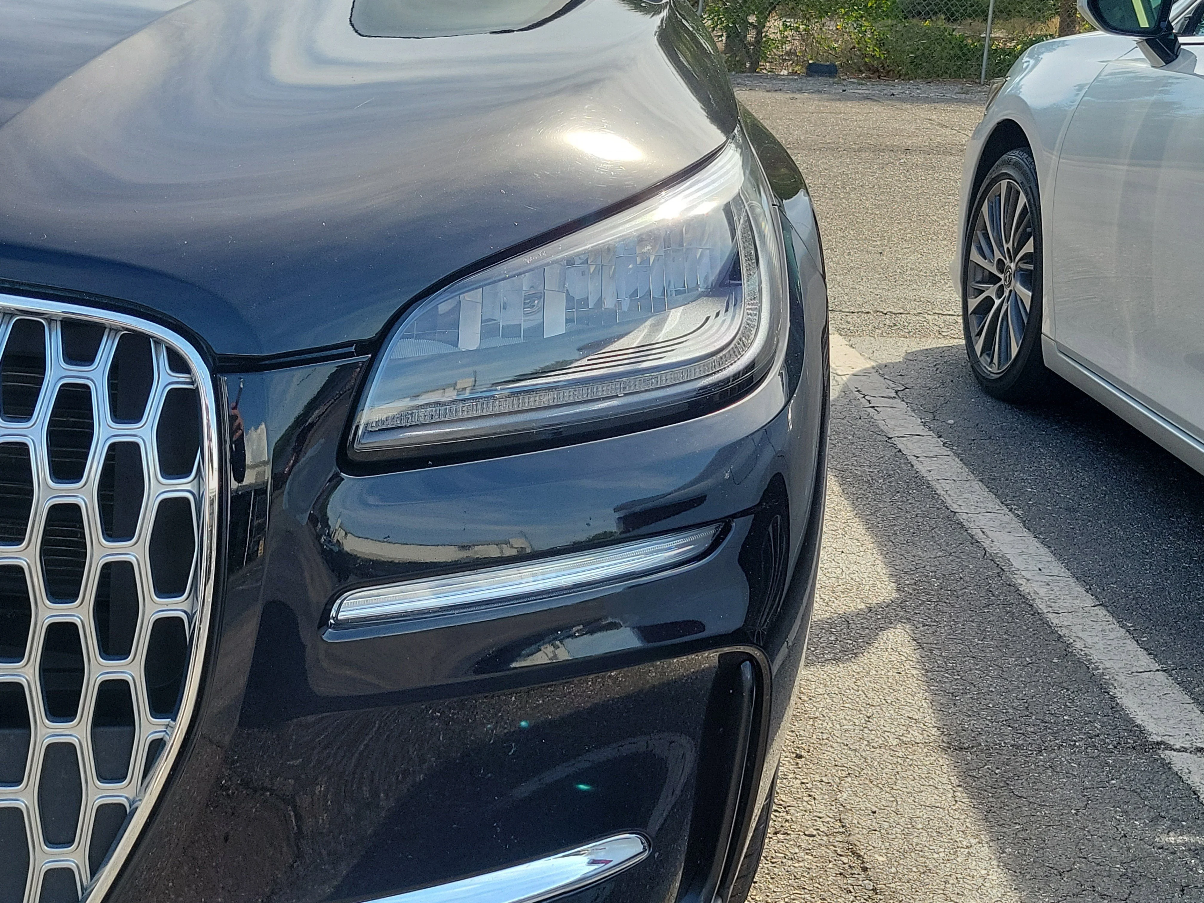 Used 2023 Black Metallic Lincoln Standard image 5