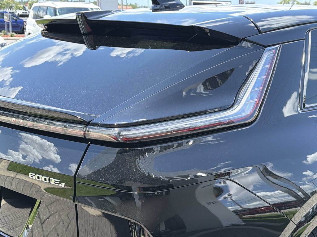 2026 Cadillac LYRIQ Premium Sport - Photo 9