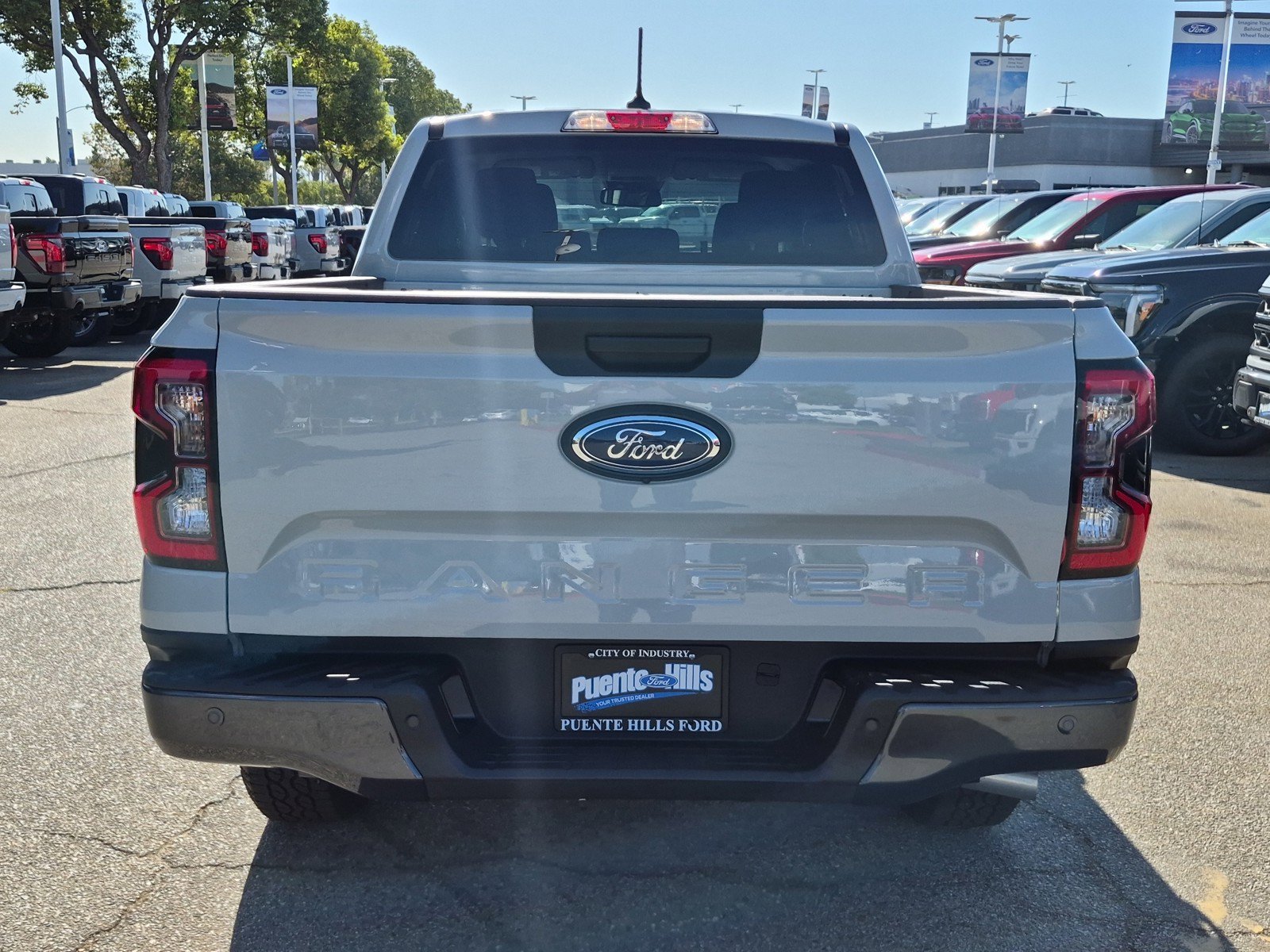 New 2026 Avalanche Ford XLT image 6