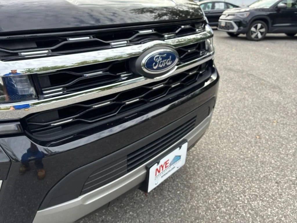Used 2024 Black Ford Limited image 44