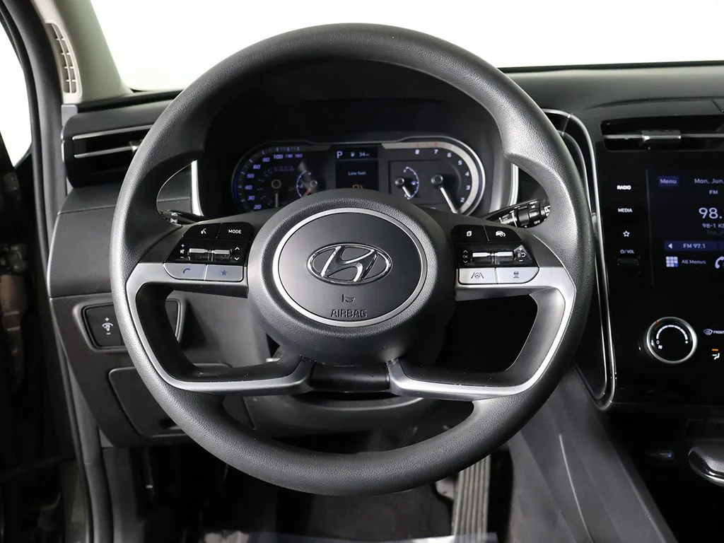 Used 2023 Gray Hyundai SEL image 37
