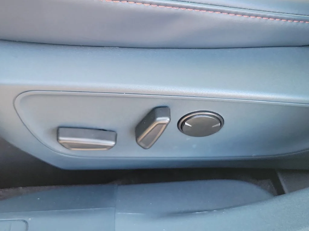 New 2026 Azure Gray Metallic Tri-Coat Ford Lariat® image 6