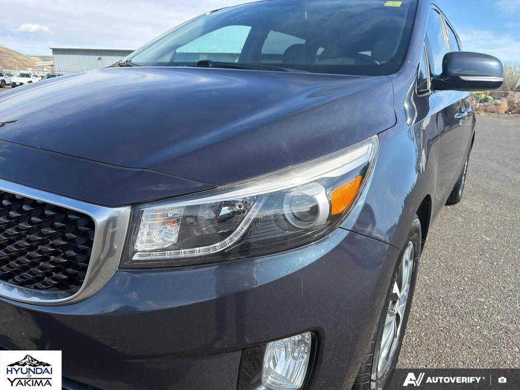 Used 2016 Midnight Sapphire Pearl Metallic Kia SX image 9