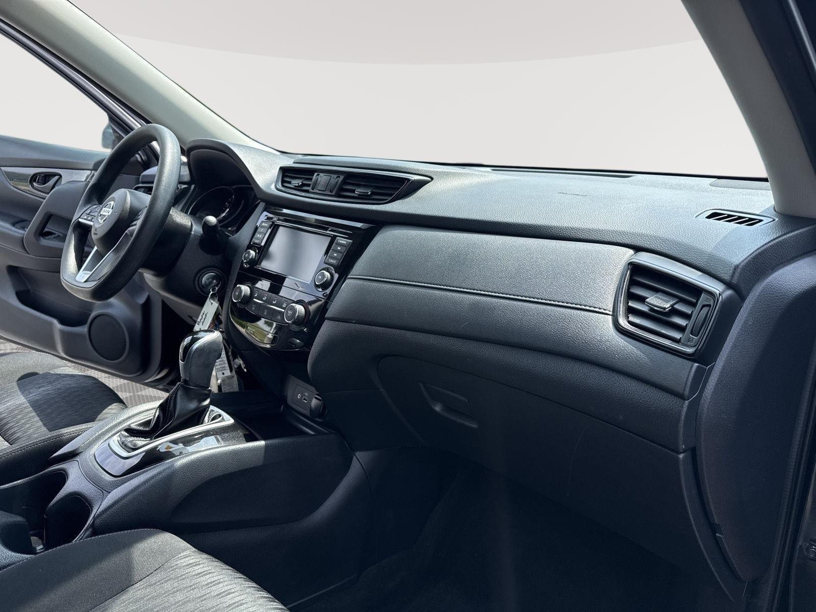 Used 2020 Magnetic Black Pearl Nissan S image 28