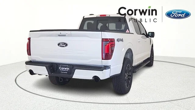 New 2026 Star White Metallic Tri-Coat Ford Lariat® image 31