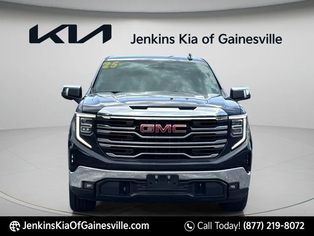 Used 2025 Silver GMC SLT image 10