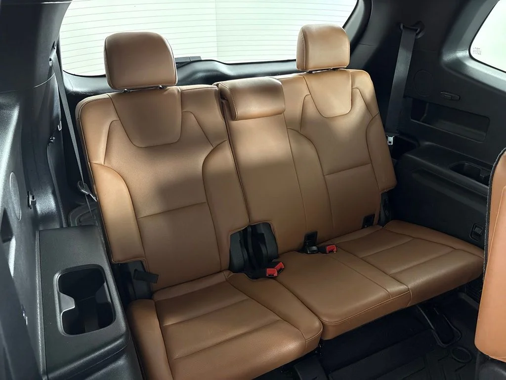 Used 2024 Green Kia EX X-Line image 43