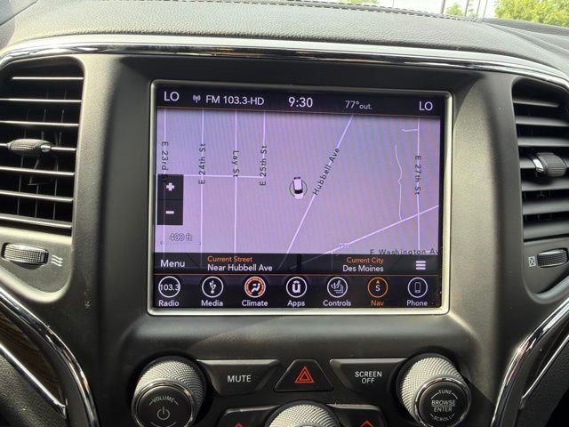 Used 2018 True Blue Pearlcoat Jeep Overland image 22