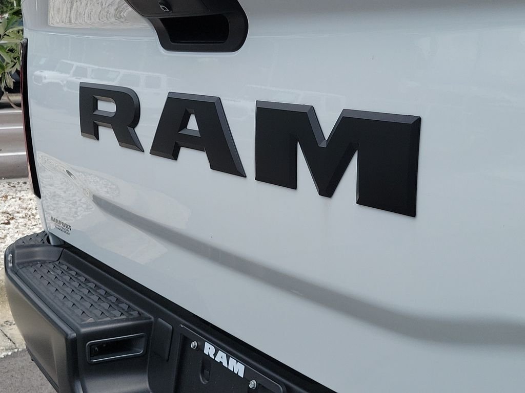 2026 RAM 3500 Tradesman - Photo 6