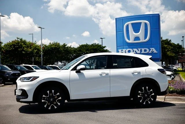 New 2027 Platinum White Pearl Honda EX-L image 4