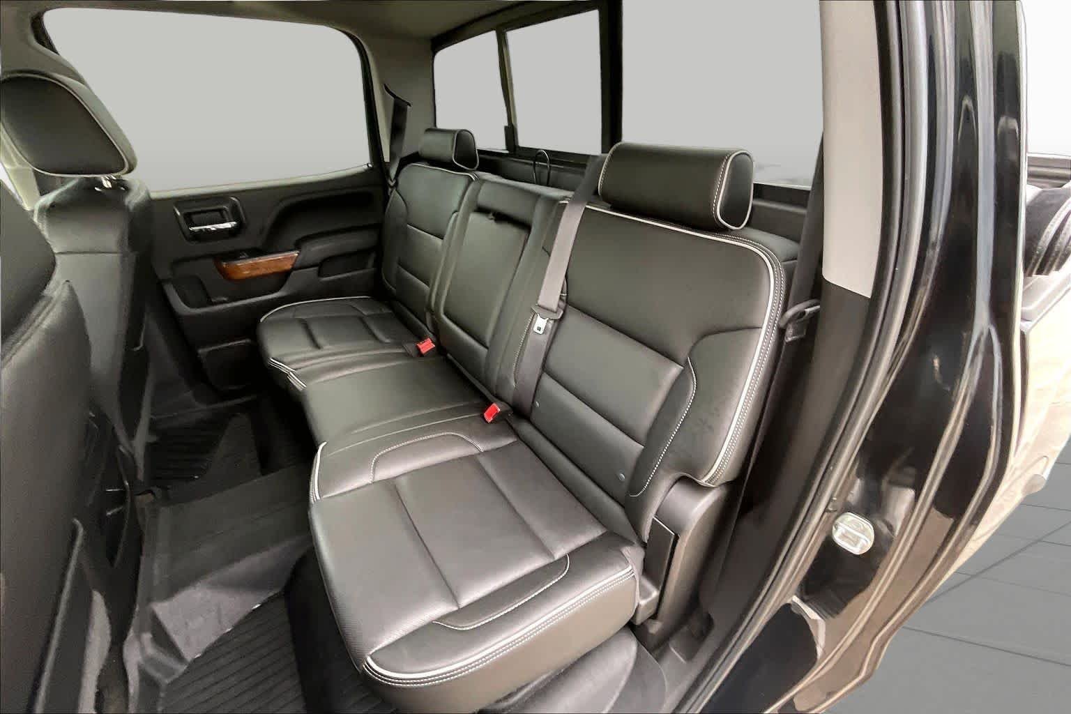 Used 2018 Black Chevrolet High Country image 21