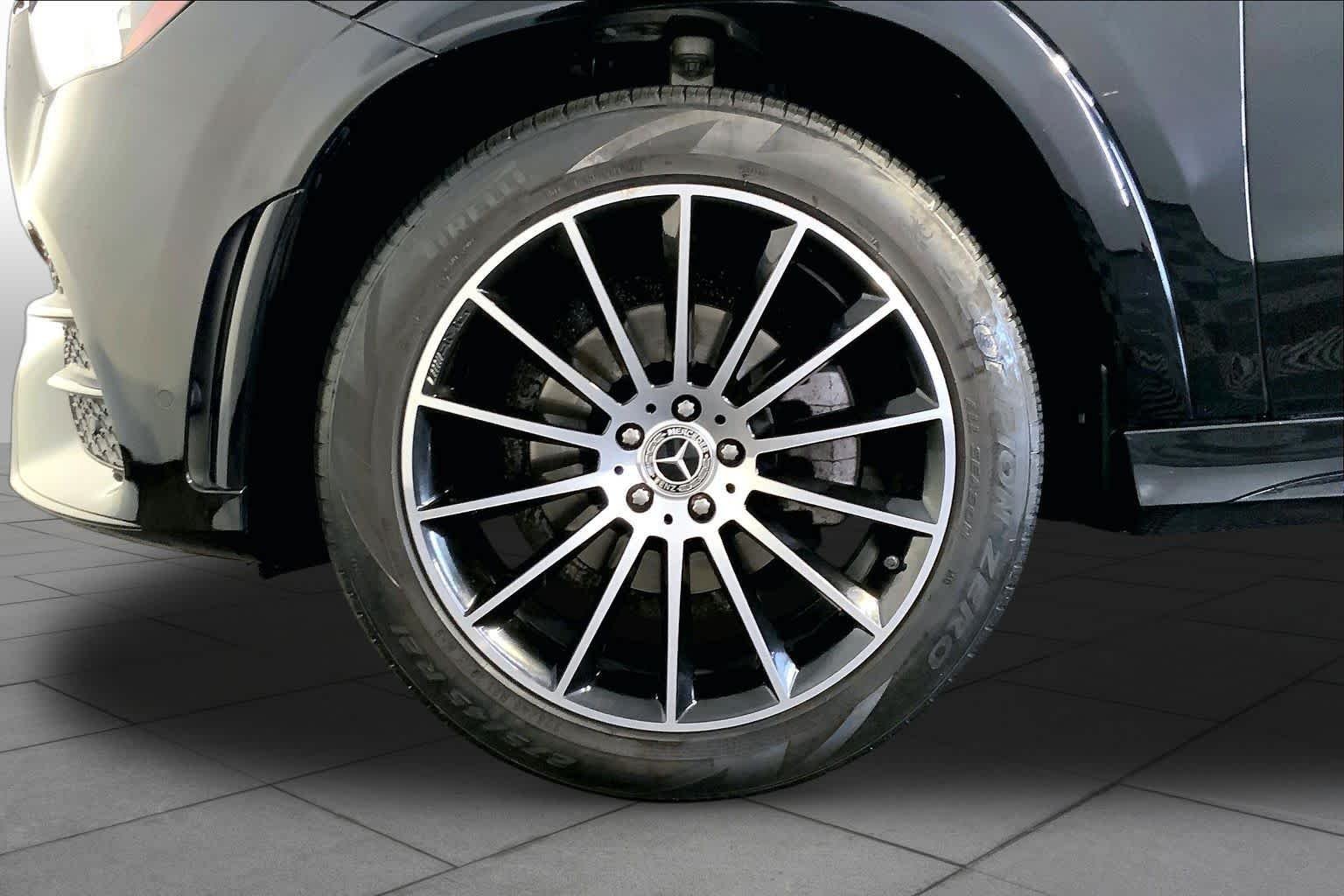 Certified Used 2022 Black Mercedes-Benz GLE 350 image 11