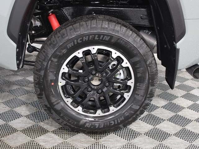 2026 Toyota Tundra SR5 - Photo 11