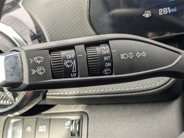 2025 Chevrolet Equinox LT - Photo 28