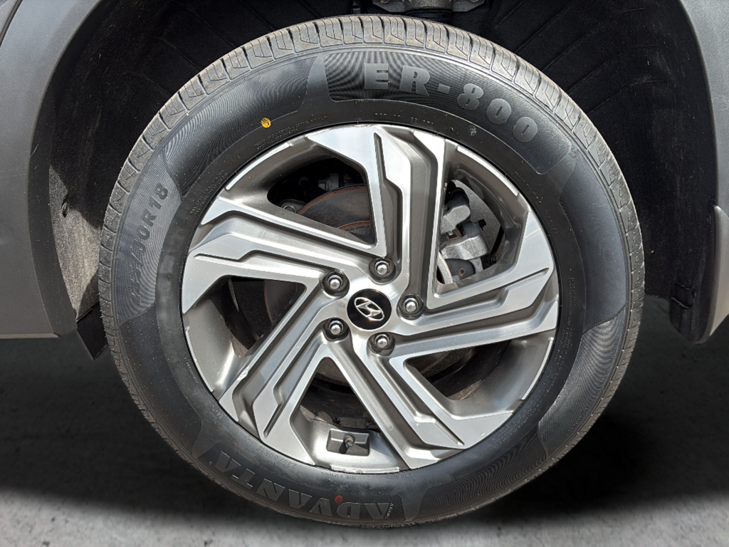 Used 2023 Gray Hyundai SEL image 21