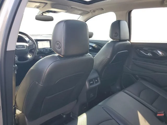 Used 2022 DESERT SAND METALLIC GMC AT4 image 31