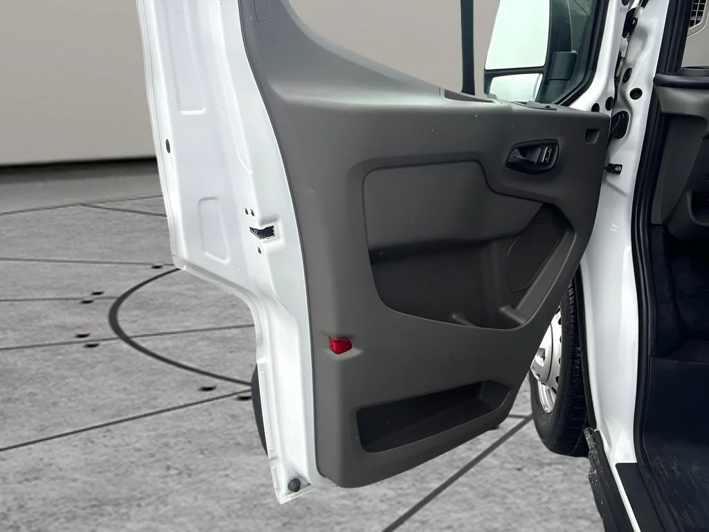 Used 2024 White Ford XL image 11
