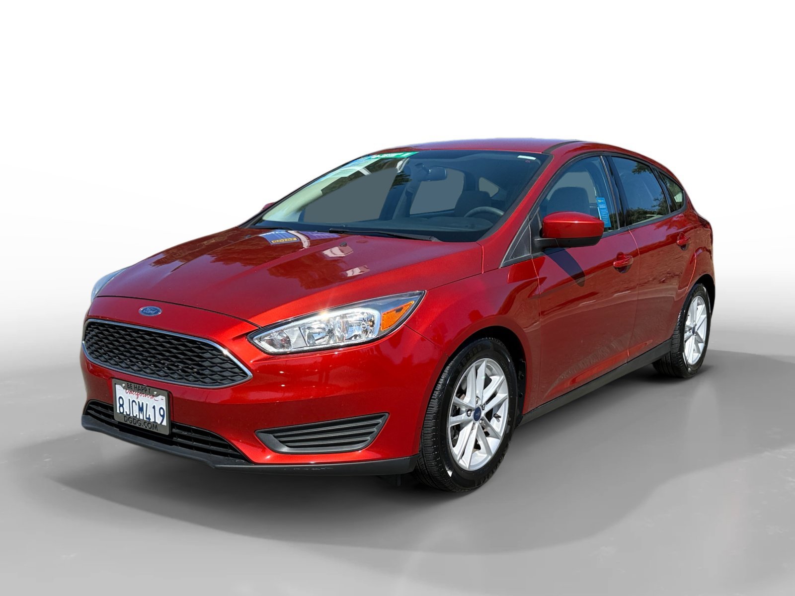 Used 2018 Chili Pepper Red Ford SE image 1