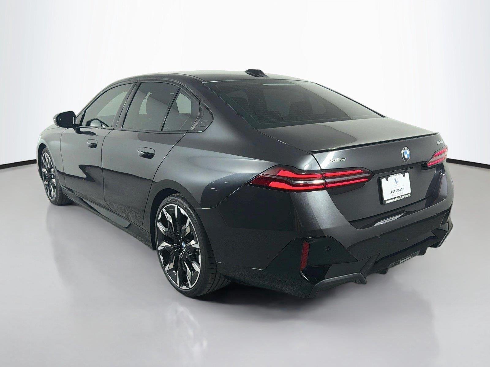 New 2027 Dark Graphite Metallic BMW 540i xDrive image 7