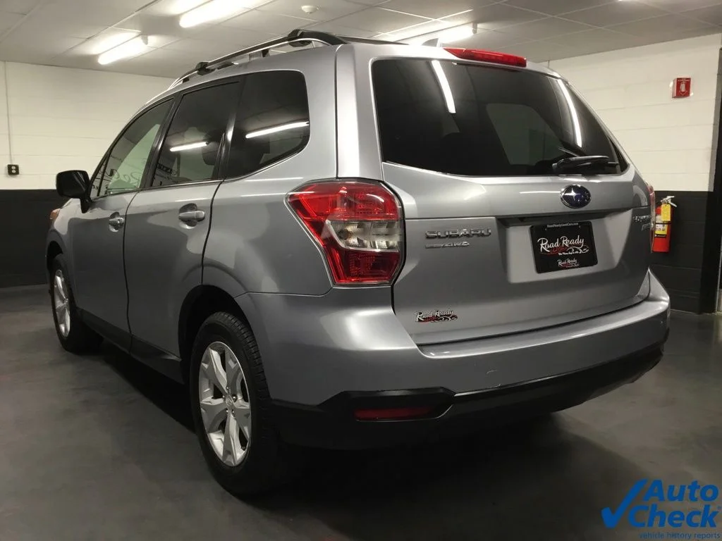 Used 2016 Silver Subaru 2.5i Premium image 8