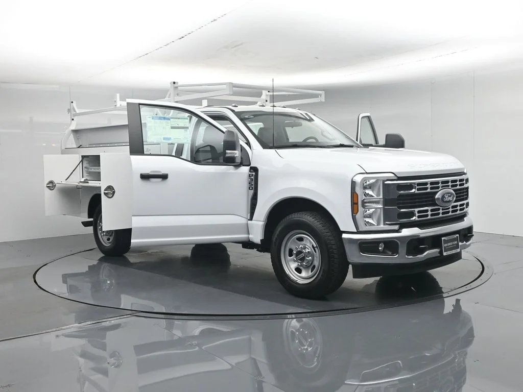 New 2026 Oxford White Ford XL image 34