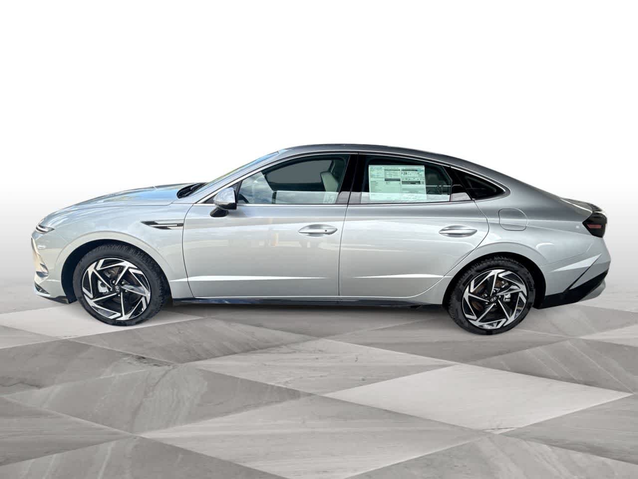 New 2026 Aero Silver Hyundai SEL Sport image 5