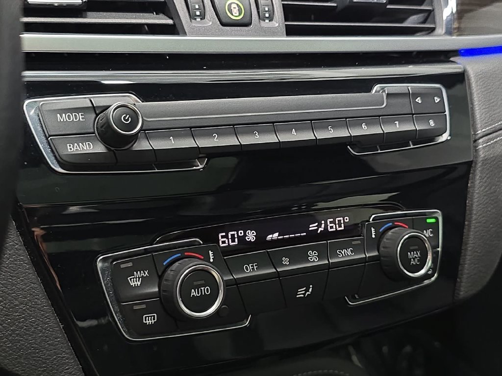 Used 2021 Jet Black BMW sDrive28i image 19