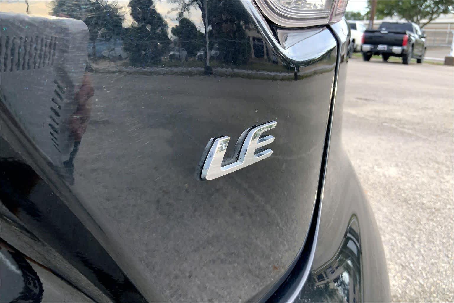 Used 2025 Midnight Black Metallic Toyota LE image 10