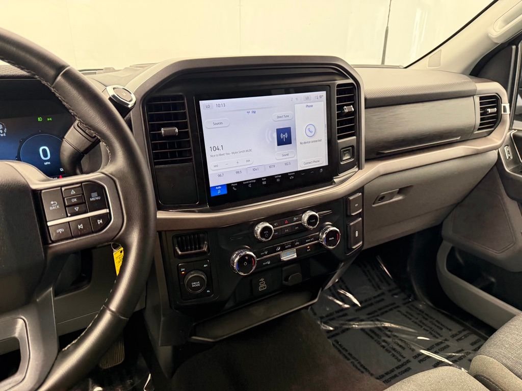 Used 2025 Silver Ford XLT image 6