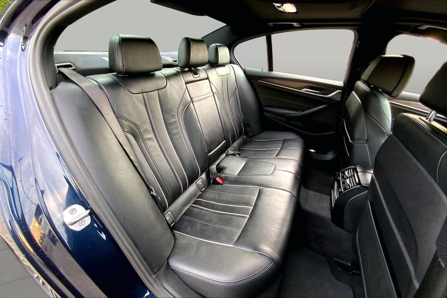 Used 2017 Bluestone Metallic BMW 540i xDrive image 20