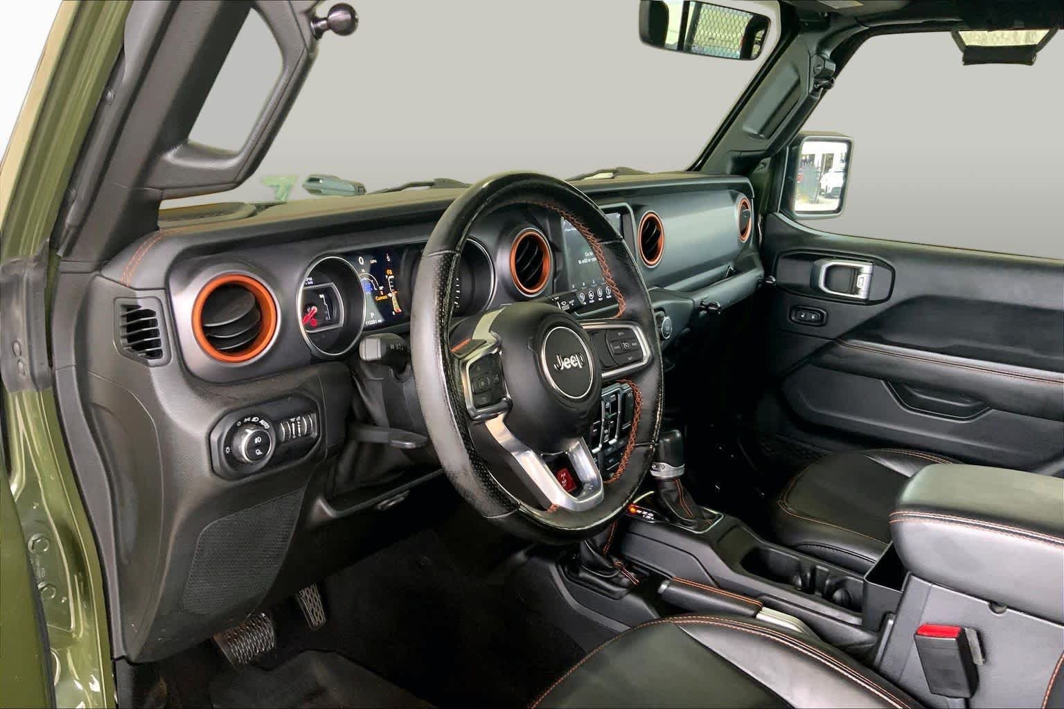 Used 2021 Sarge Green Clearcoat Jeep Mojave image 17