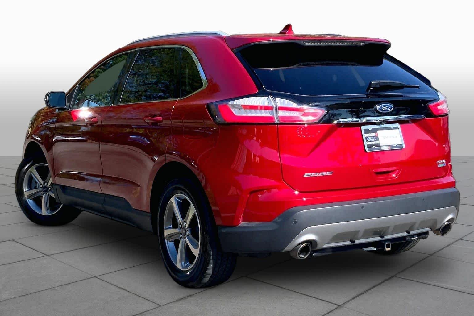 Used 2020 Rapid Red Metallic Tinted Clearcoat Ford SEL image 12