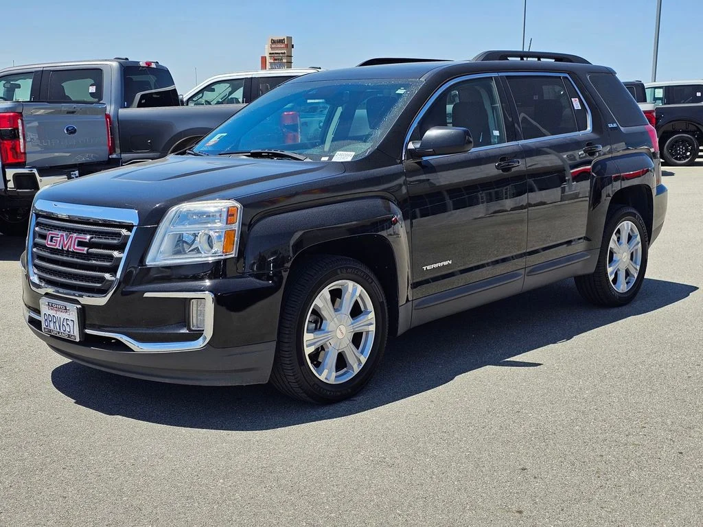 Used 2017 Onyx Black GMC SLE-2 image 3