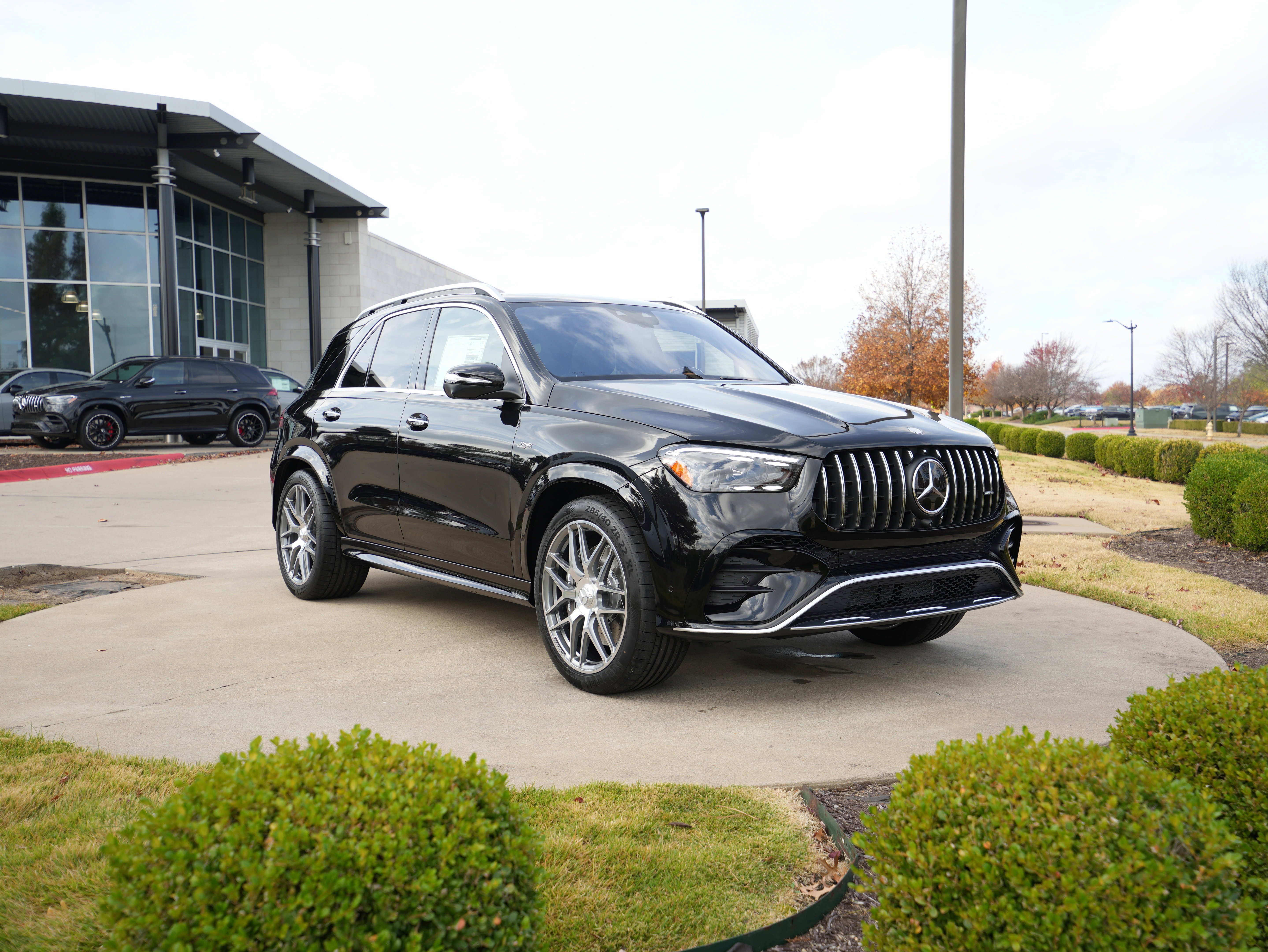 New 2026 OBSIDIAN BLACK Mercedes-Benz AMG® GLE 53 image 10