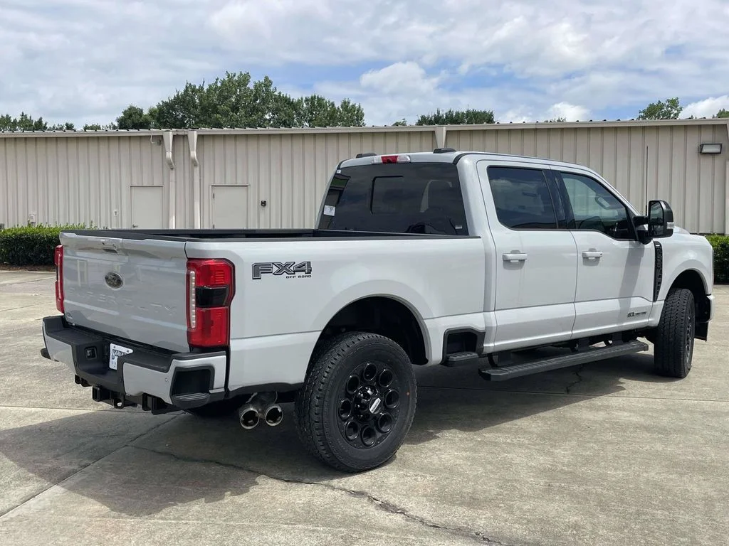 New 2026 Avalanche Ford F-250® Lariat® image 3