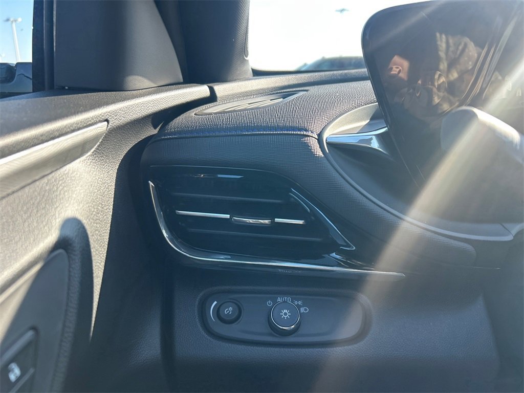 2026 BUICK ENVISTA - Image 17