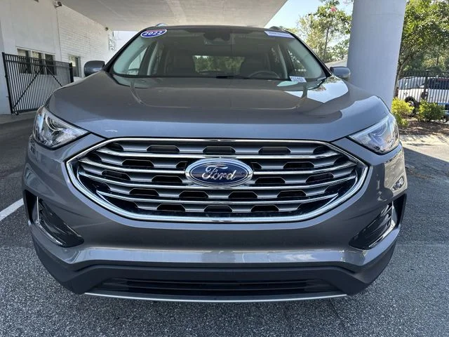 Used 2022 Gray Ford SEL image 9