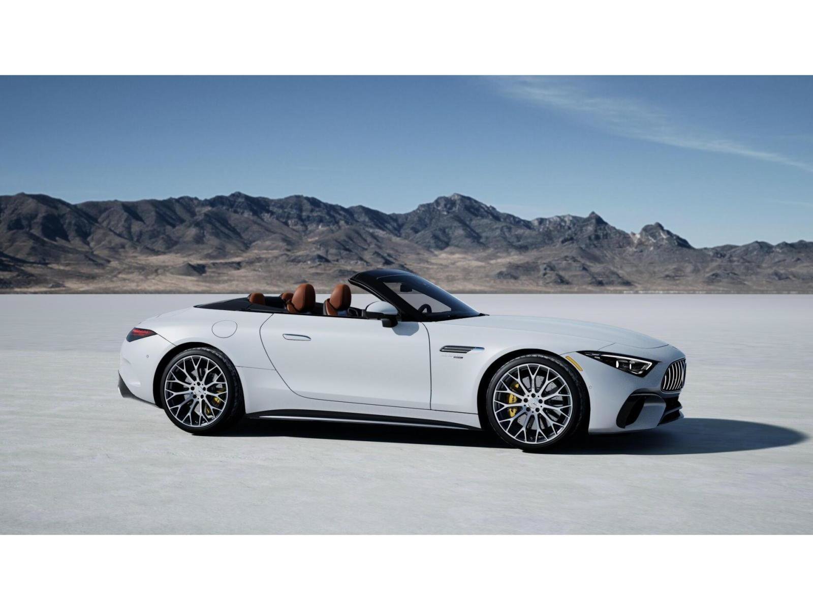 New 2026 MANUFAKTUR Moonlight White Metallic Mercedes-Benz SL 63 AMG® image 14