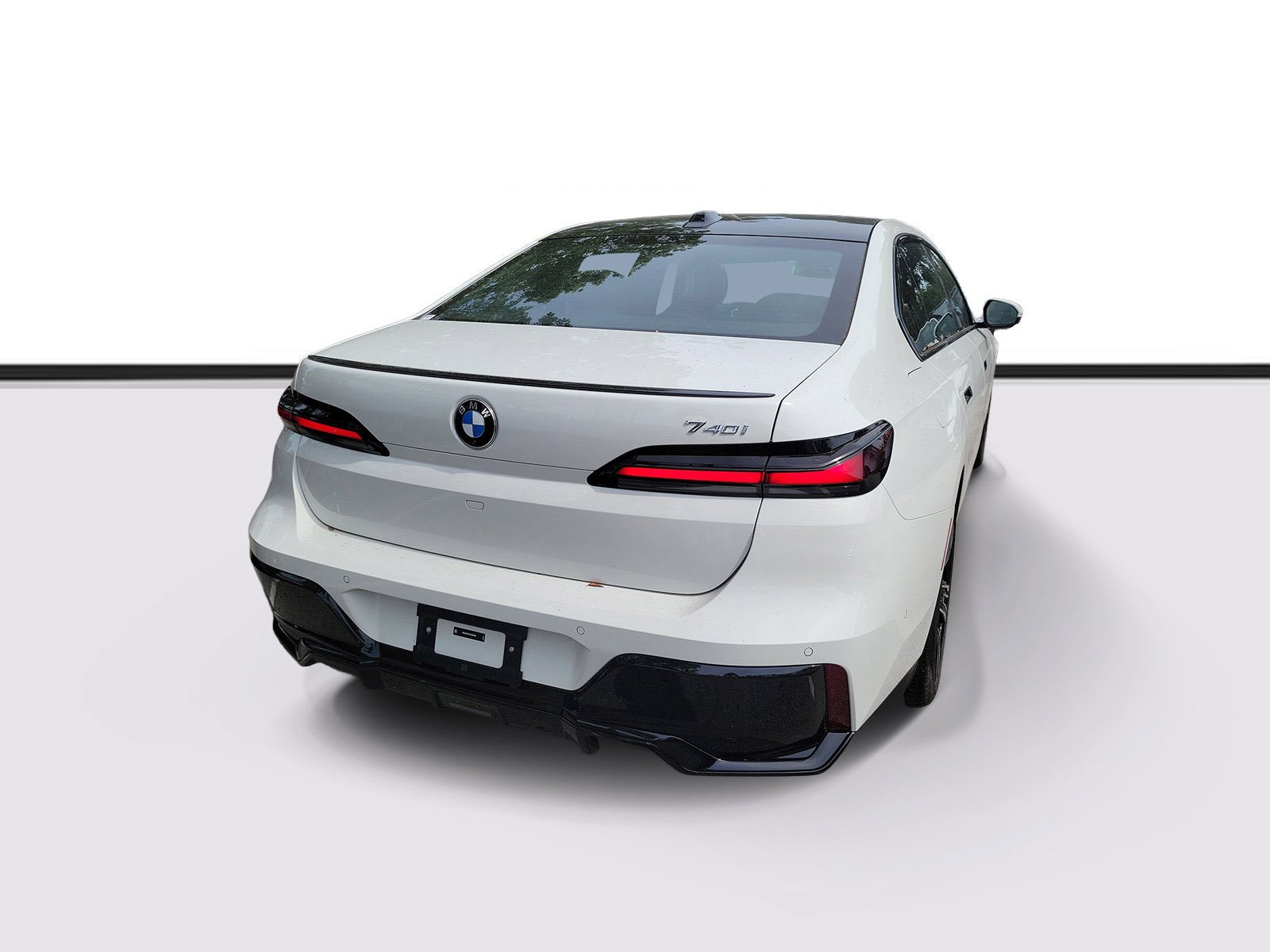 New 2026 Alpine White BMW 740i image 4